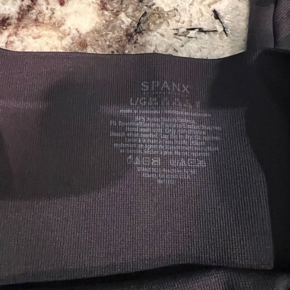 Spanx seamless shaping leggings - Picture 3 of 4